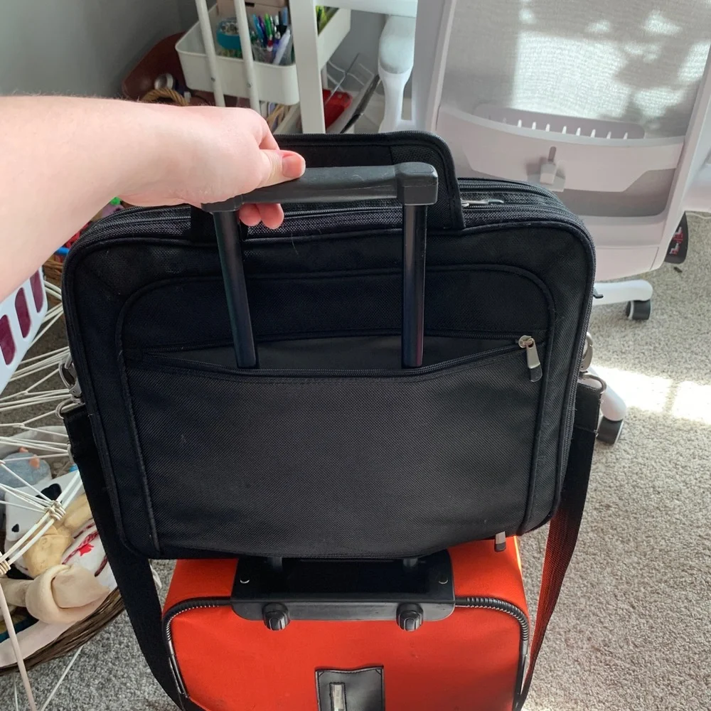 Black Dell Briefcase Satchel Shoulder Laptop Computer Bag